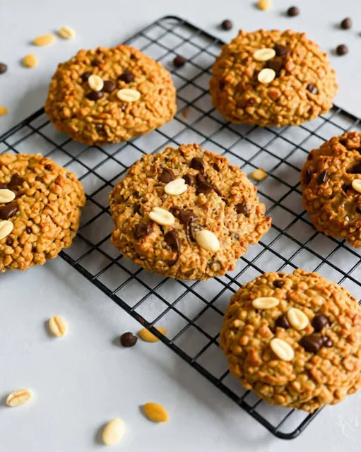 Peanut Butter Oatmeal Cookies