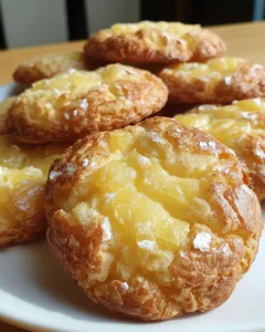 Pineapple Bun Cookies with Sweet Crumbly Tops