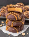 Chocolate Peanut Butter No-Bake Cookies