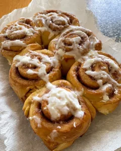 High-Protein Cinnamon Rolls with Cottage Cheese