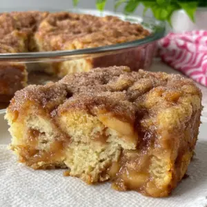 Irresistible Gooey Apple Pie Coffee Cake (Soft, Buttery & Pure Fall Comfort!)