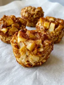 Cinnamon Apple Oatmeal Bites